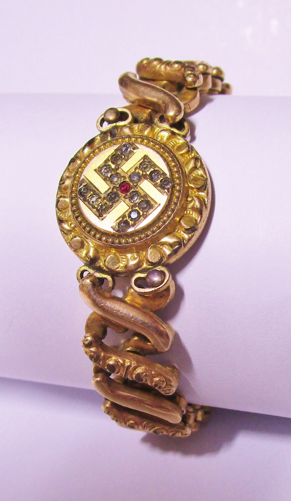 Vintage Copper/Gold Tone – Expanding – Indian Good Luck Design Bracelet