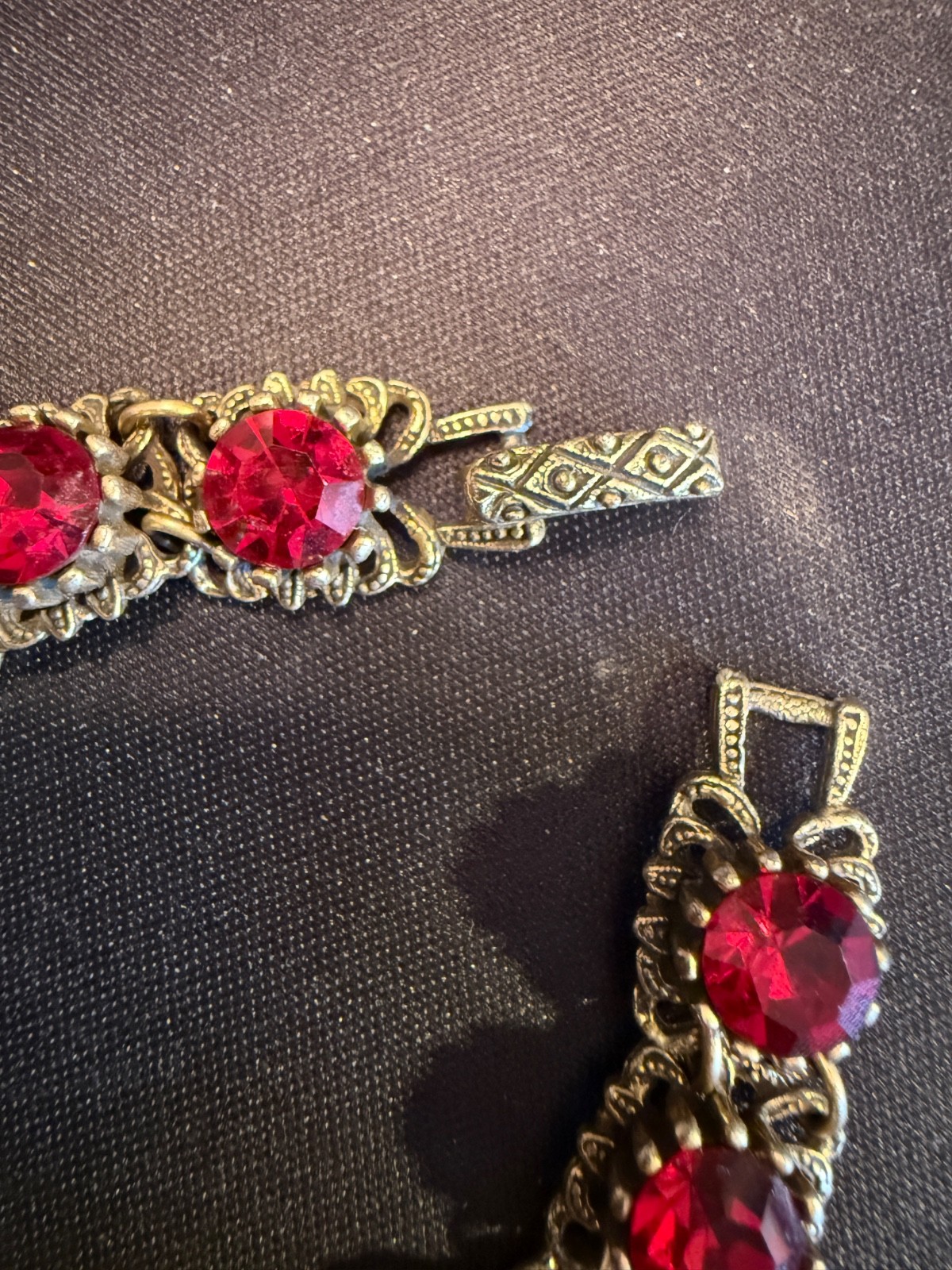 Bronze Tone Ruby Red Rhinestone Bracelet Fold Over Clasp Unsigned Size 7