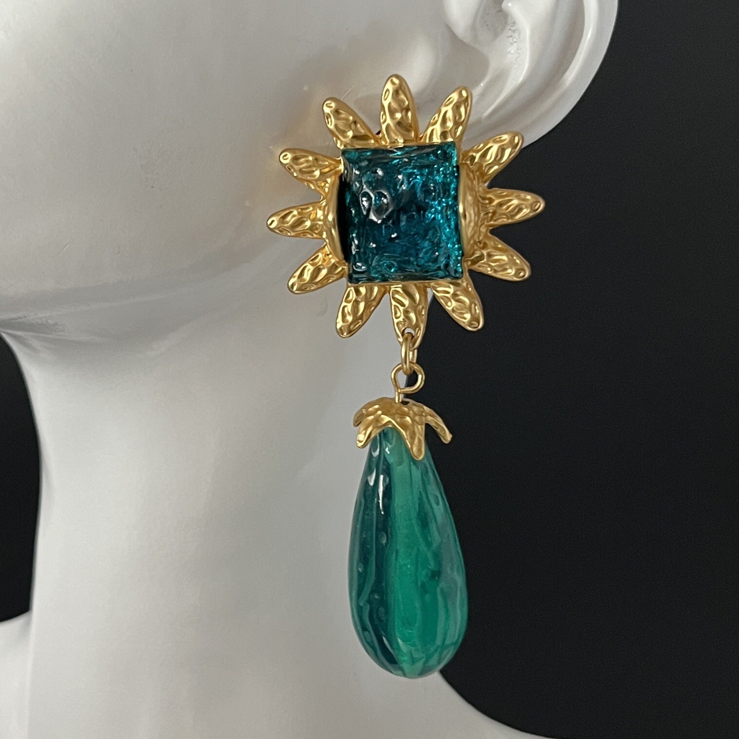 Brutalist Gripoix Style Earrings Pierced Teal Green Matte Gold Sunburst Dangle