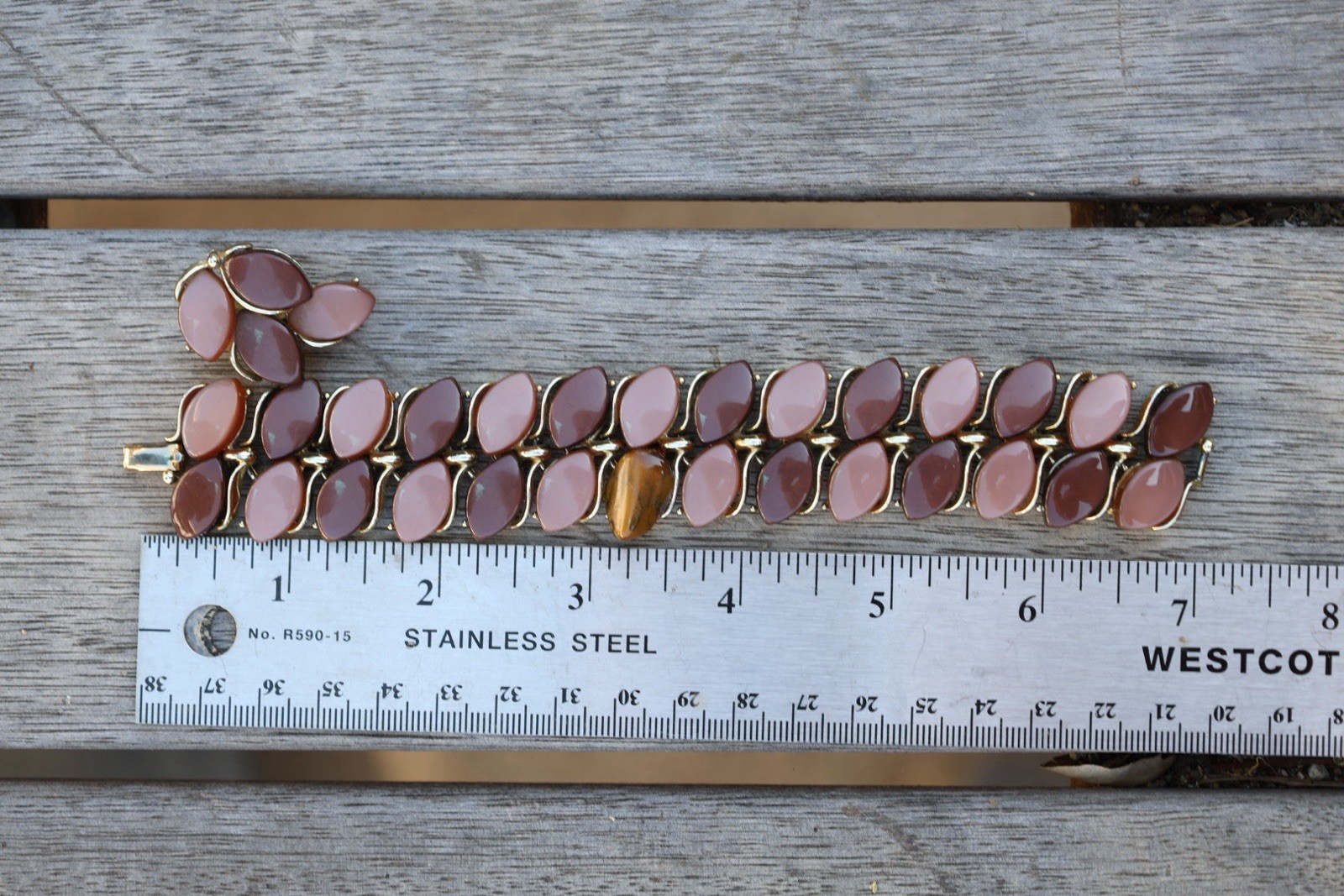 Lisner Thermoset Bracelet Earrings Set Brown Caramel Gold Tone Vintage 1950s