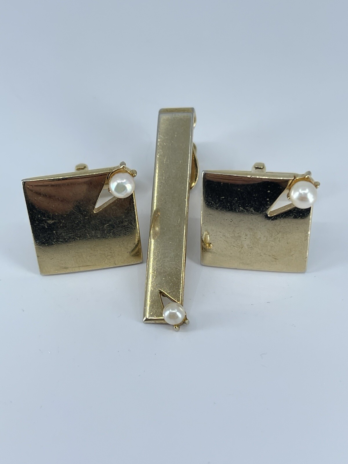 vintage Swank Pearl cufflinks and tie clip bar set square polished gold tone