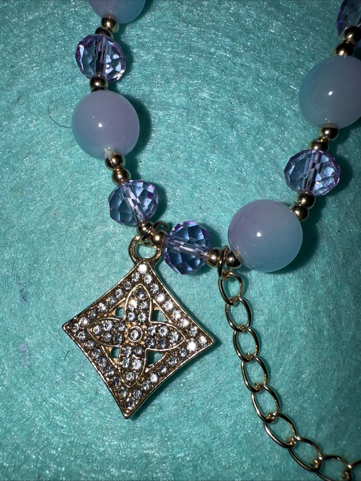 Expandable Marble Blue With Purple Swarovski With Dangling Rhinestone Clover