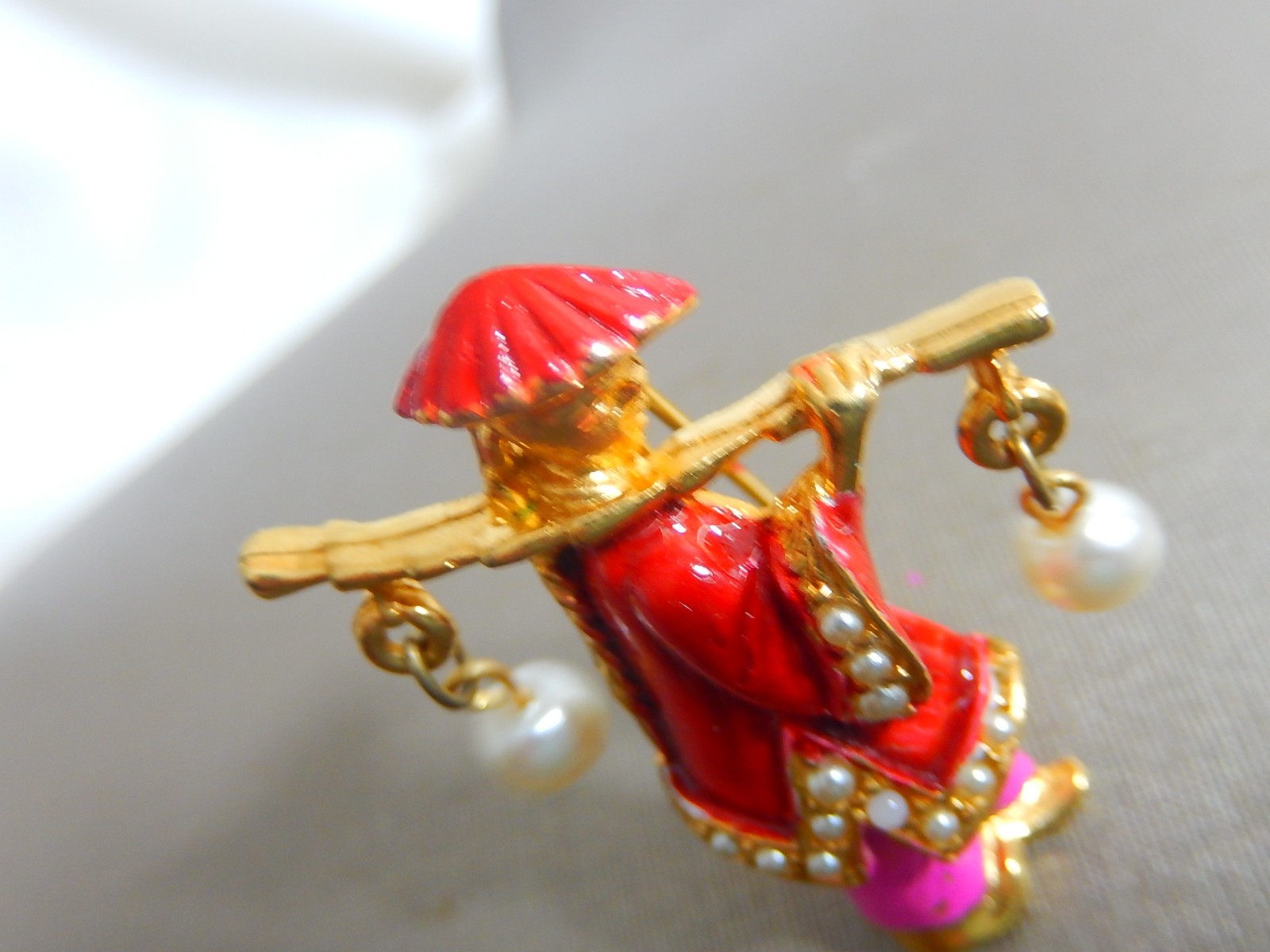 VTG ASIAN REVIVAL WATER BEARER GT ENAMEL FAUX PEARL BROOCH
