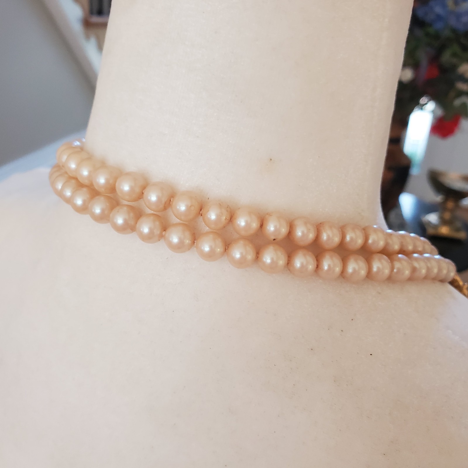 Cameo Dbl Pearl Strand Necklace 27″ Insert Clasp Carved Filigree Hand Knotted