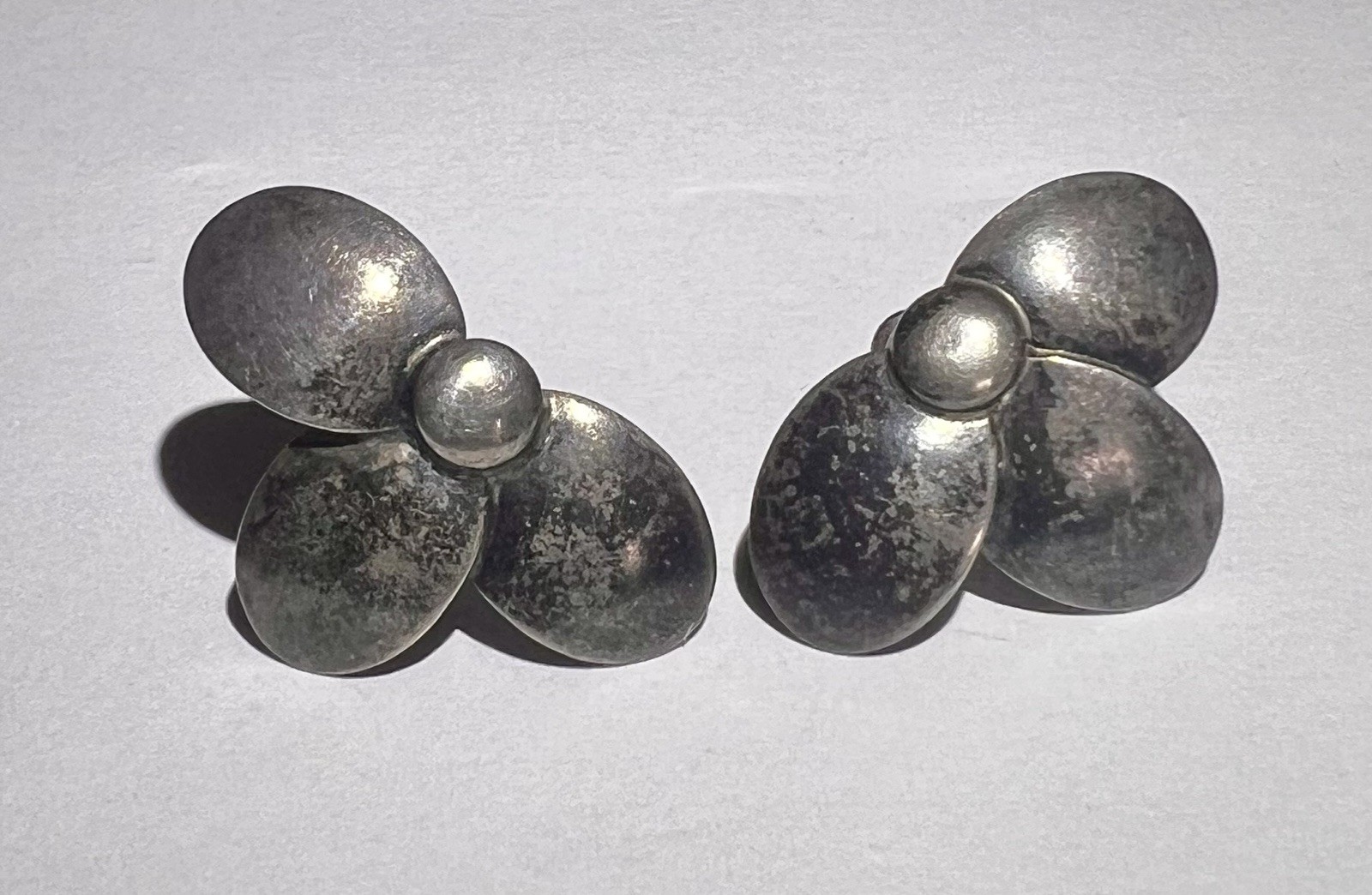 Vintage Sterling Silver CALLA LILY Flower Screw Back Earrings Modernist N.E ?
