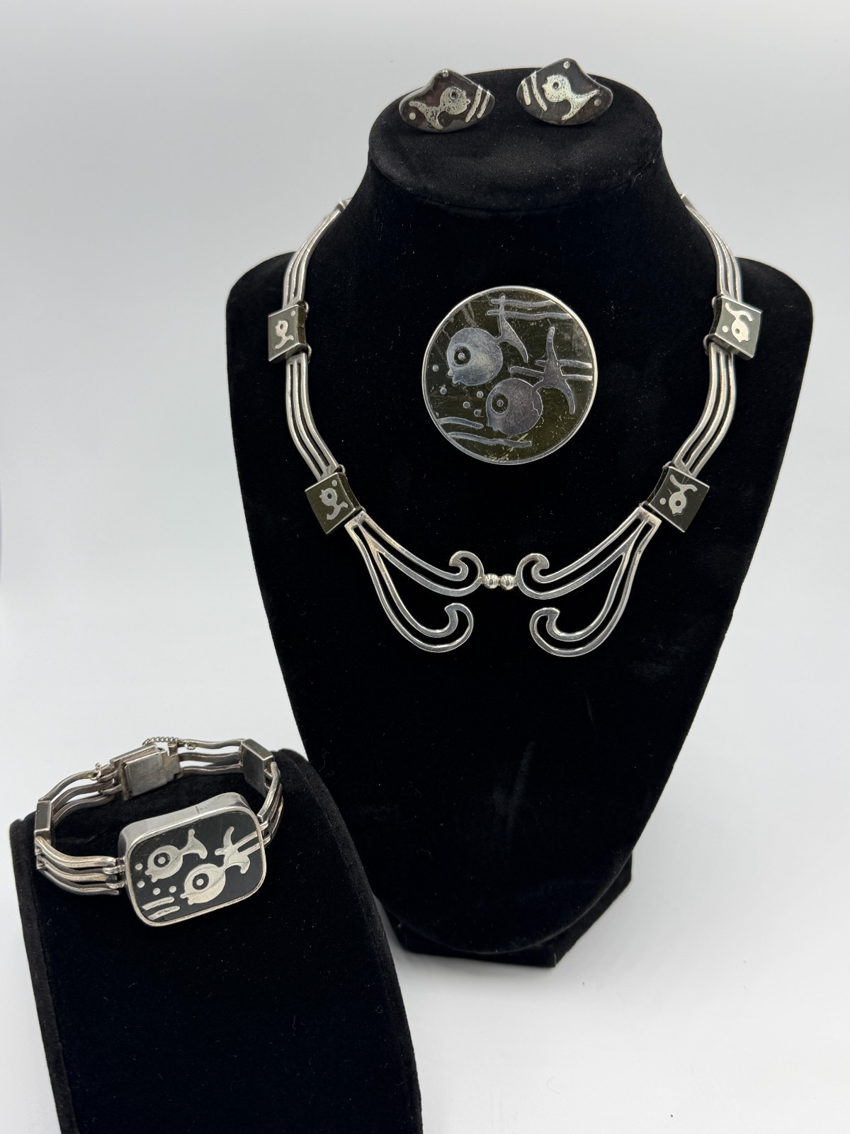 Vintage Taxco Los Castillo Mexican 925 sterling silver black onix jewelry set