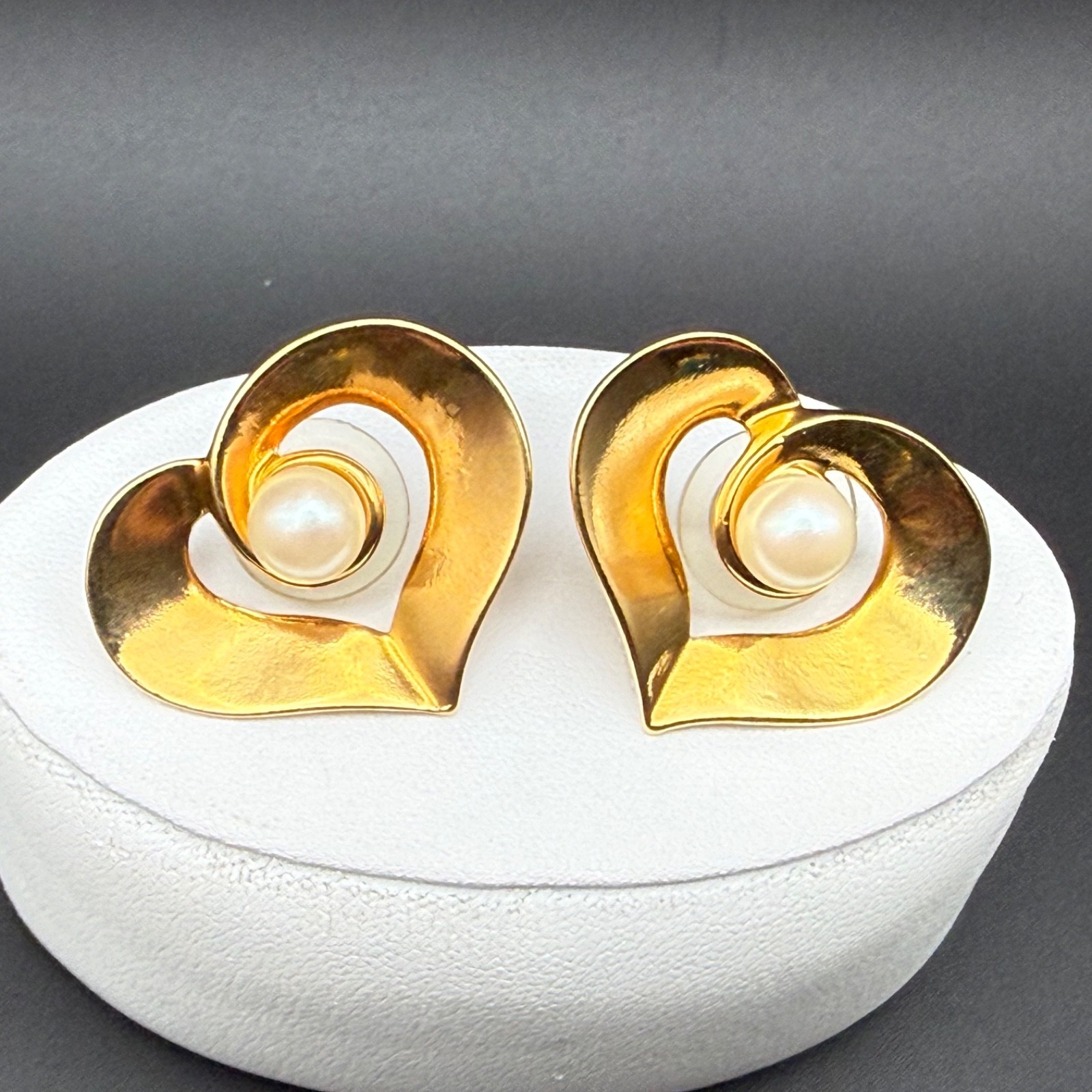 Vintage Open Heart Faux Pearl Stud Pierced Earrings Convertible Gold Tone Jacket