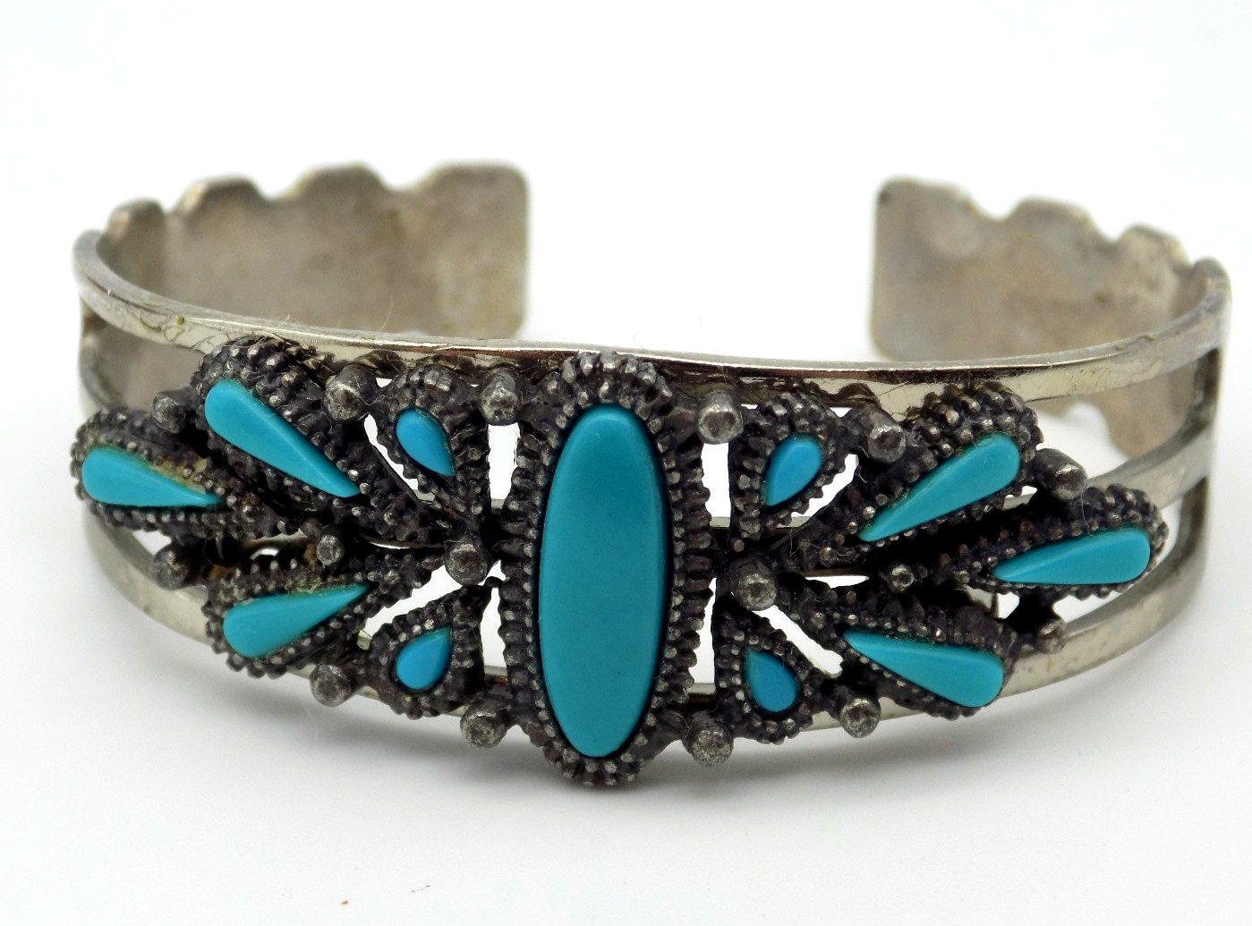 Vintage Faux Turquoise South Western Cuff Bracelet Silver Tone Etched