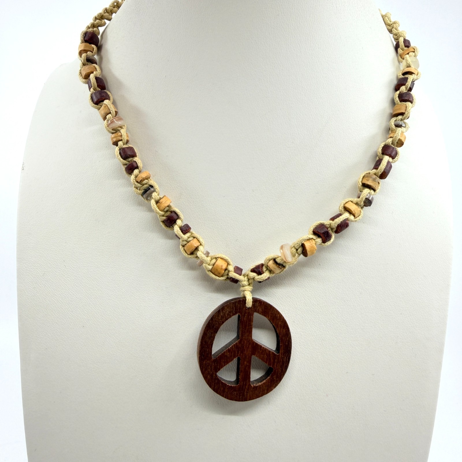 Vintage Y2K Boho Wood Peace Sign Pendant Macrame Hemp Beaded Choker Necklace