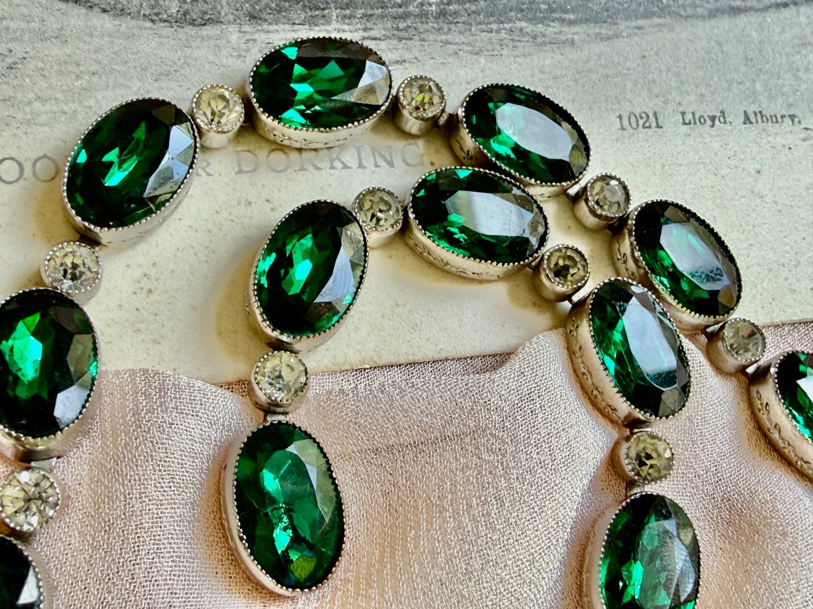 Very Nice Deco/Edwardian Emerald Paste Riviere – Silver Tone/Closed Back