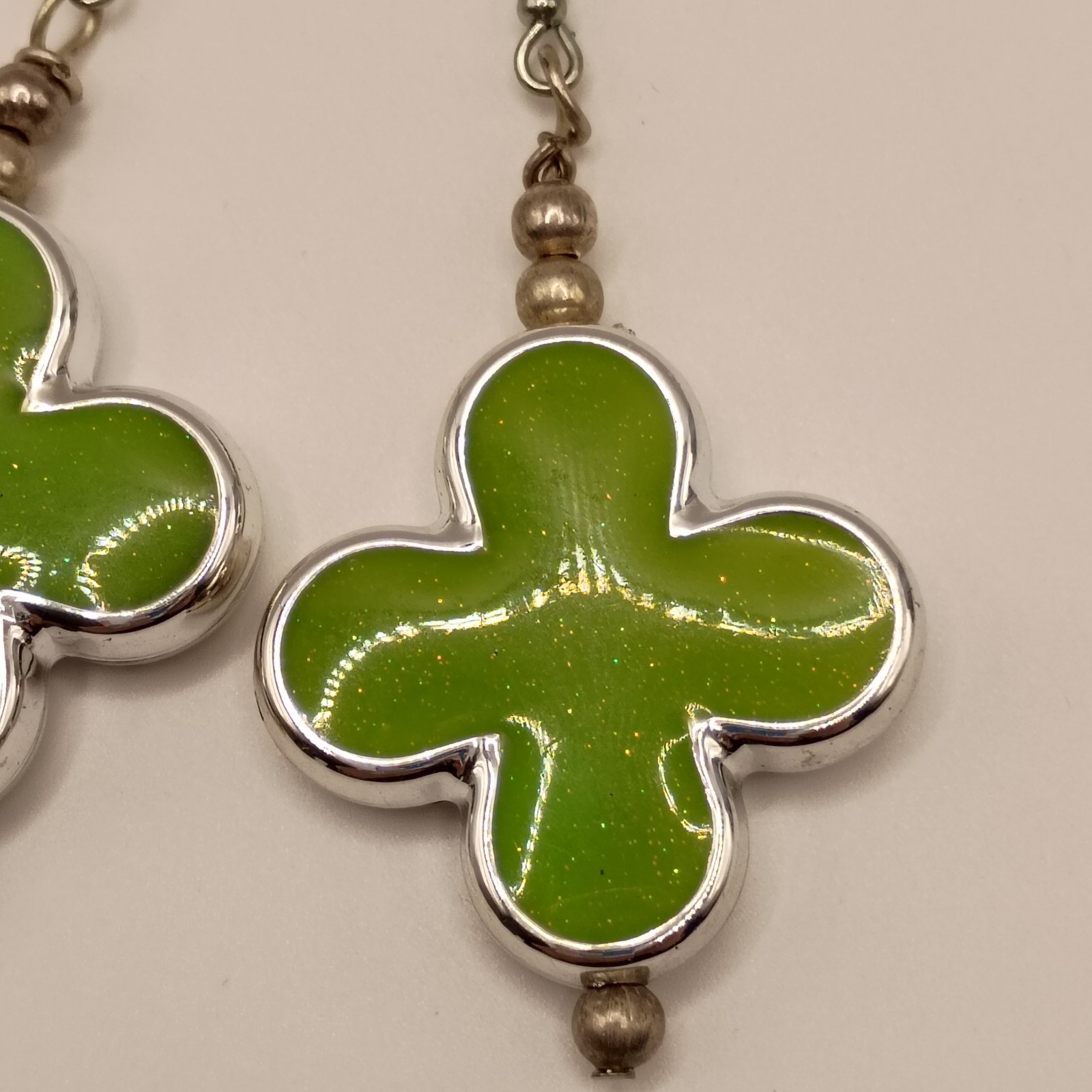 Vintage Retro Pop Art Lime Green Enamel Glitter Clover Dangle Earrings Silver