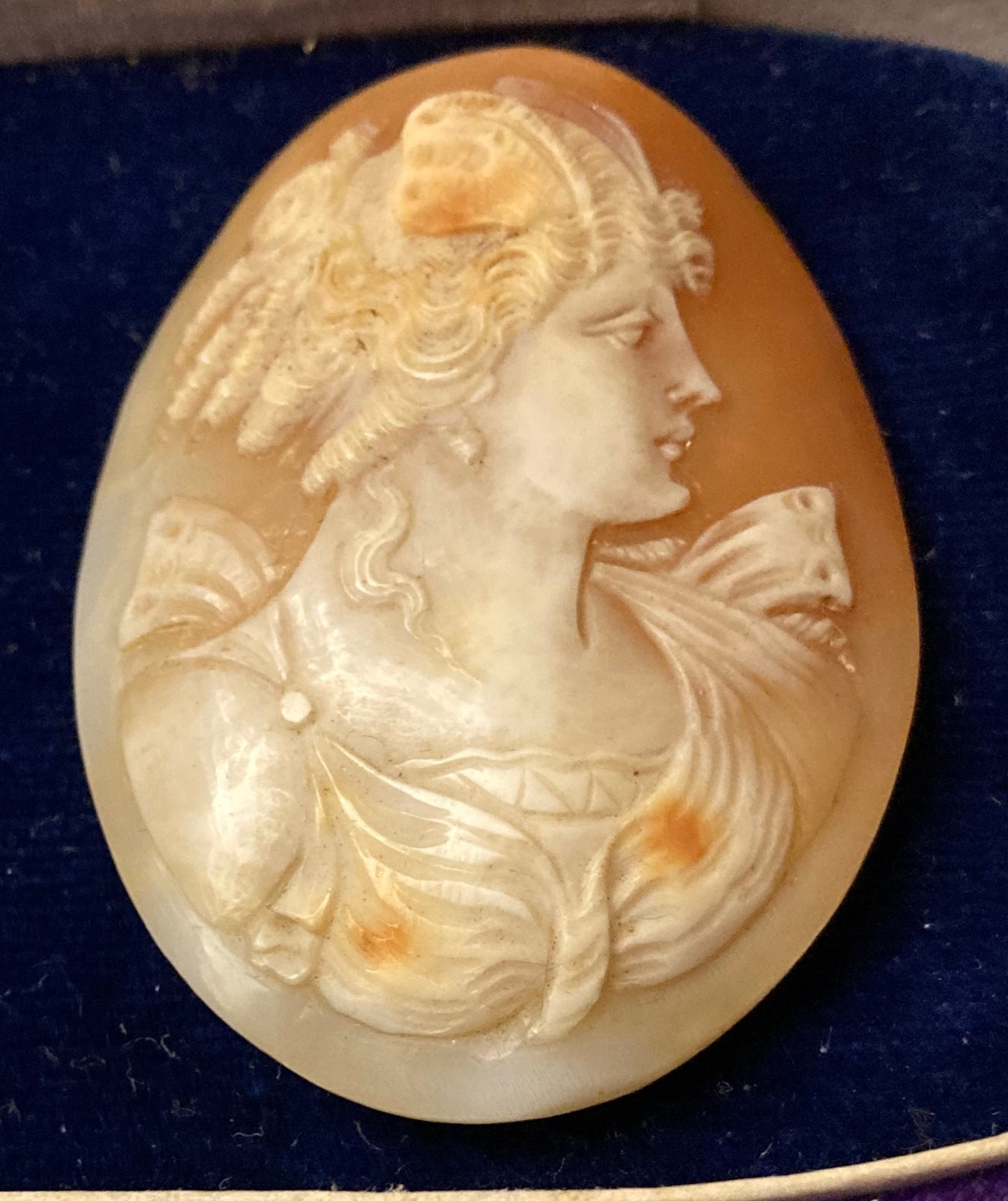RARE 2 DIFFERENT LARGE CAMEO’S UNMOUNTED