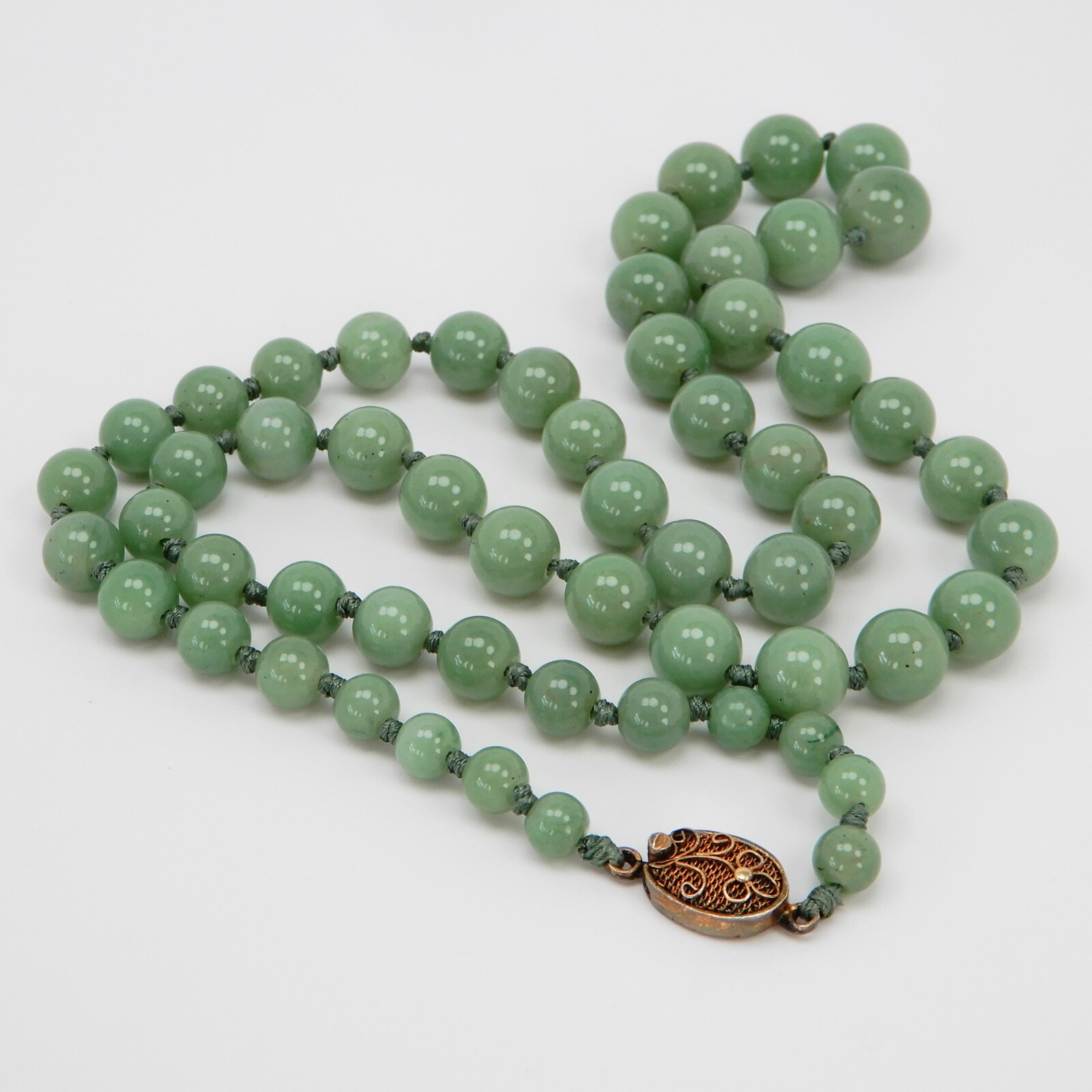 Vintage Green Jade Knotted Graduated Bead Necklace 23” 925 Silver Filigree Clasp