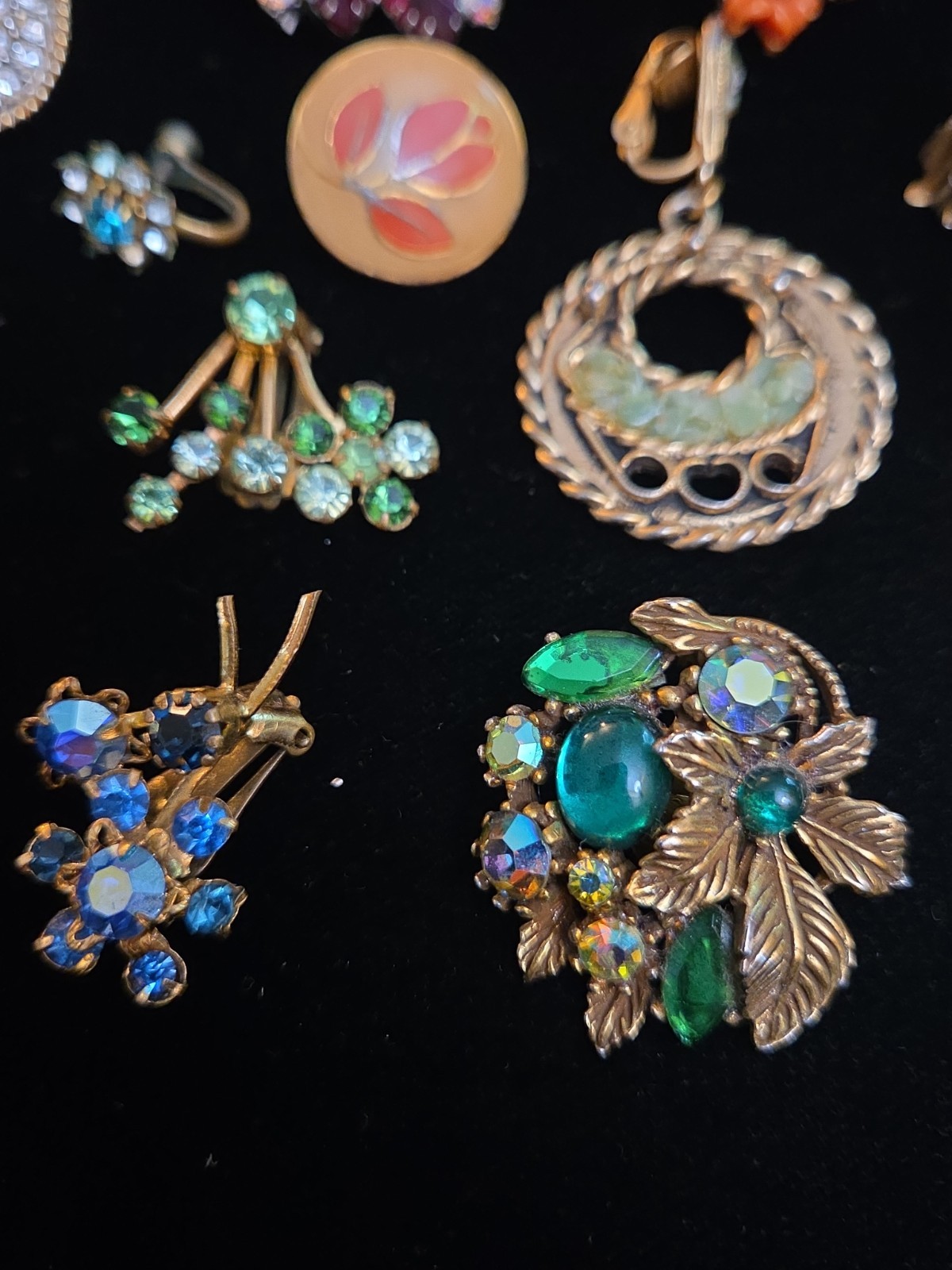 Lot Of Vintage Costume Jewelry Single Earrings Clip On Signed Arthur Pepper