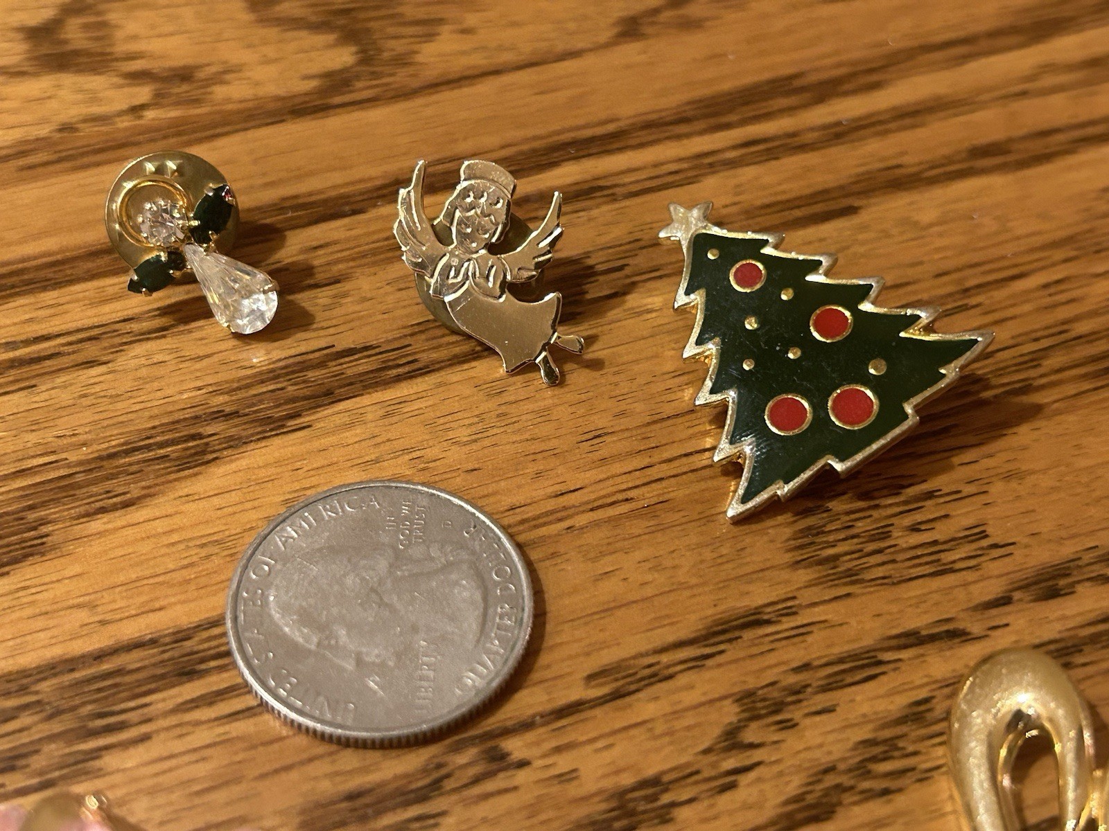 Lot of Vintage Pins & Brooches Flower Music Holiday Fruit 60’s 70’s 80’S