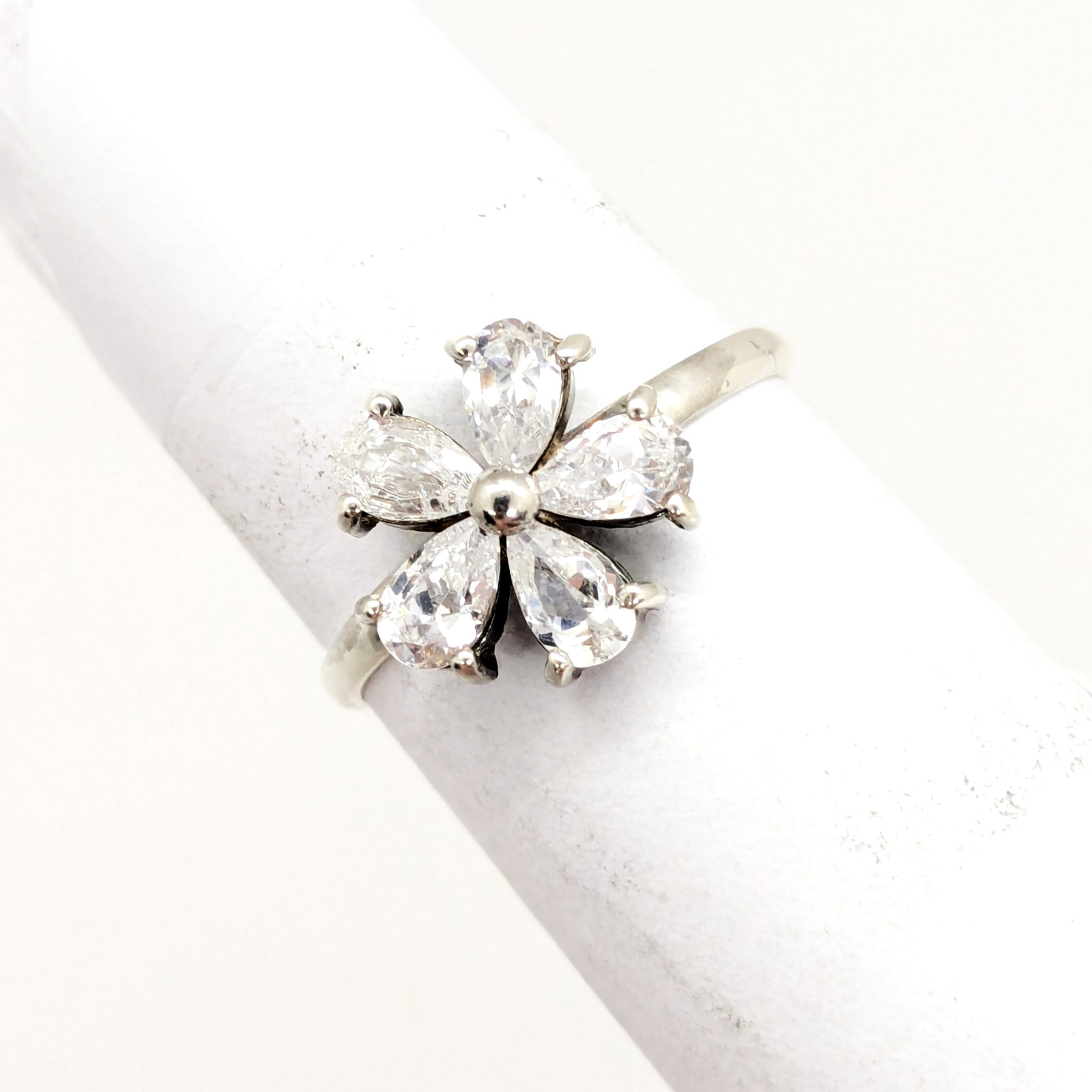 Vintage Elegant RING Silver 925 with Bright Stones -size: 7US (17mm) | UA #111