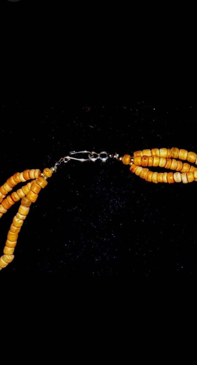 Boho Wood Bead Chain Necklace With Lucite And Stone Pendant & Lucite Accents 24”
