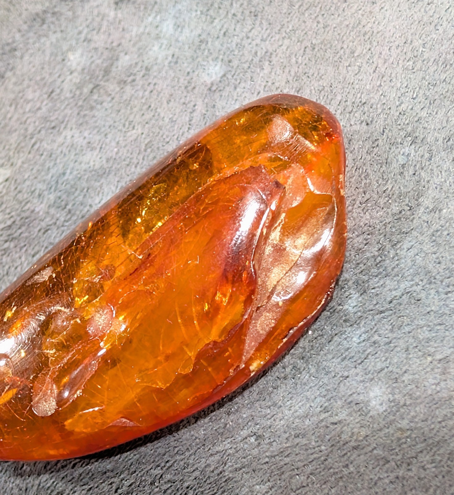 Vintage, Silver Tone, Link Chain, Baltic Amber, Resin Pendant Necklace