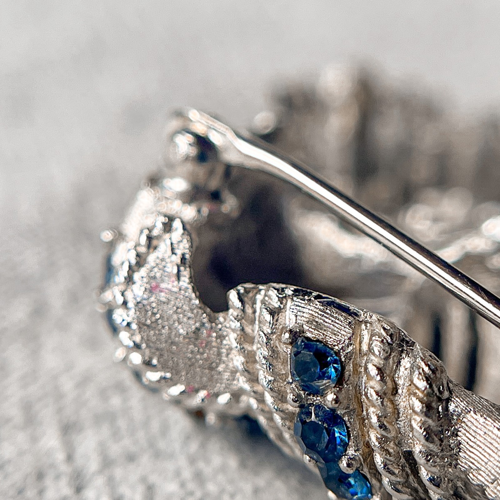 Vintage Trifari Cavalcade Sapphire-Blue Rhinestone Brooch Pin Silver Tone