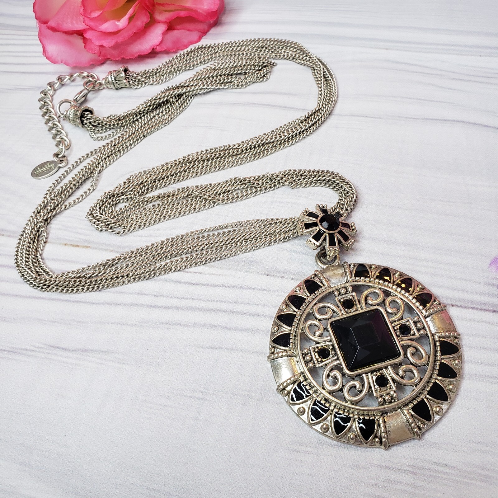 BIJOUX TURNER Black Lucite Rhinestone Round Pendant Silver Tone Chain Necklace