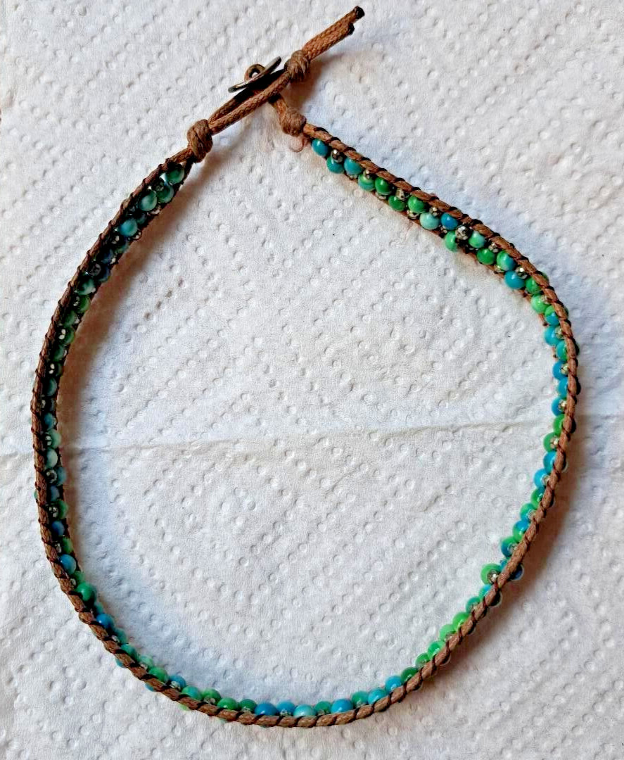 PRE-OWNED GREEN AND BLUE BEADED LEATHER CORD WRAPPED CHOKER – APPROX 12 1/2″