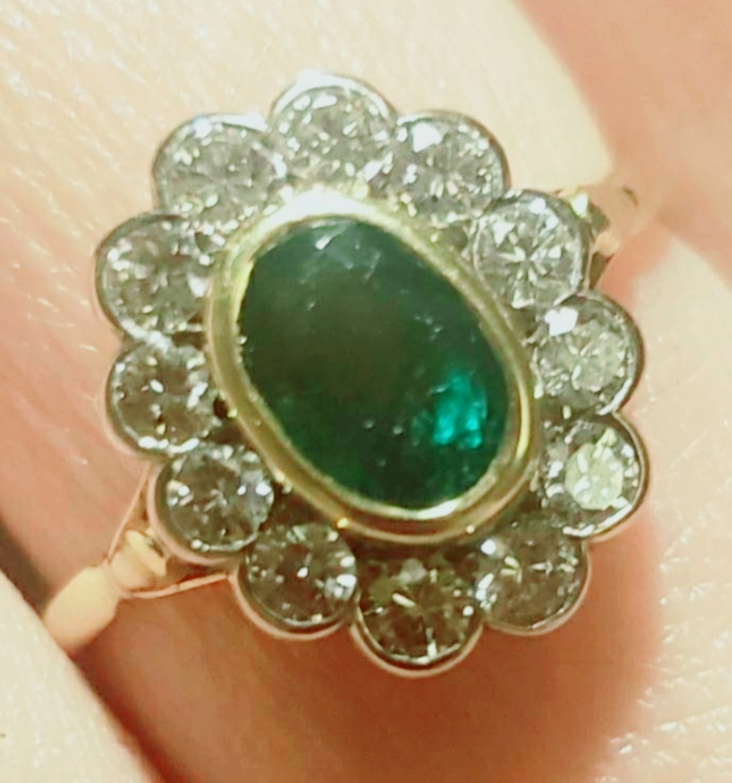 Antique Edwardian Natural Oval Emerald and Round Diamond Ring. 18k Gold. Size 5