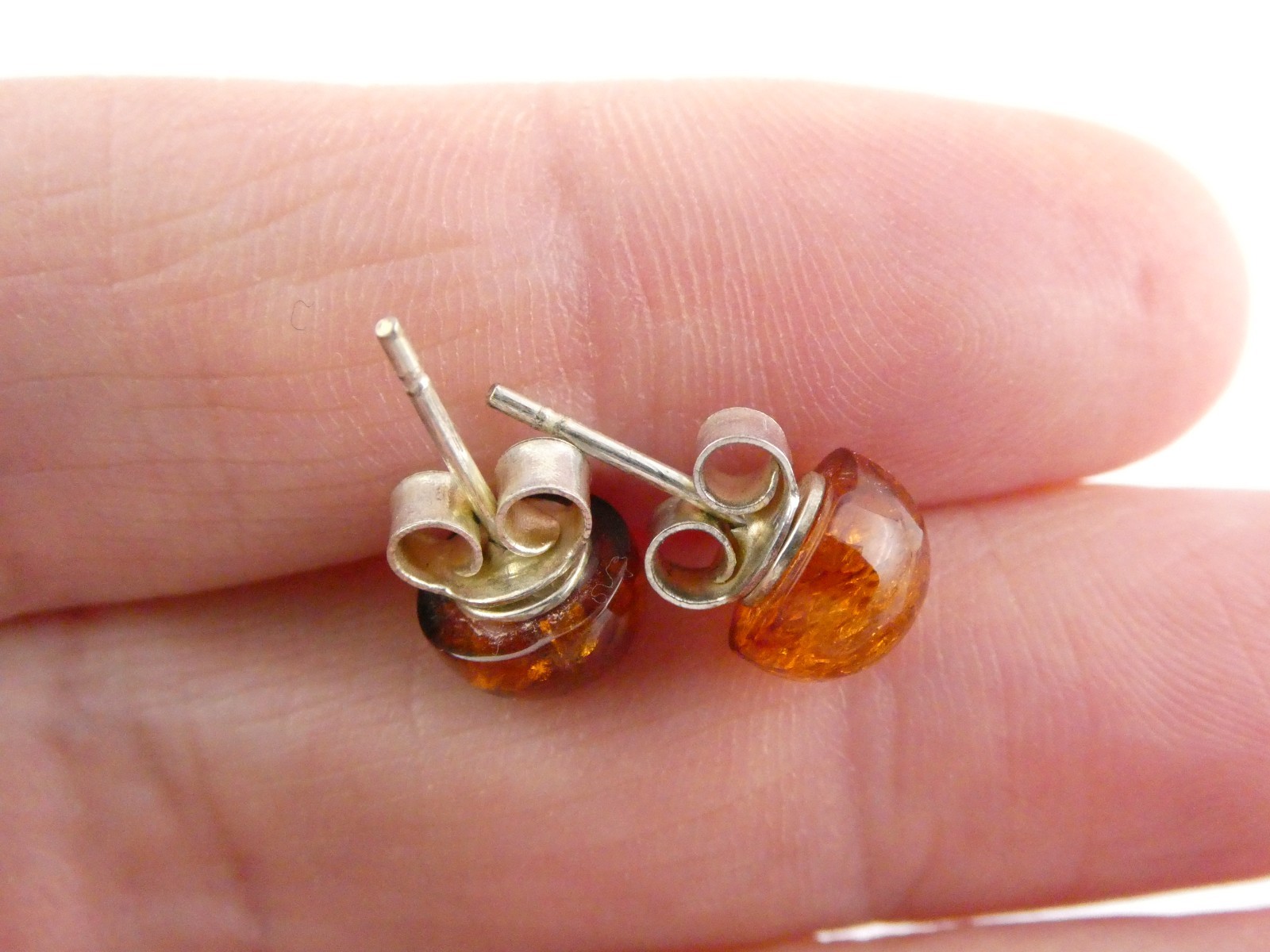 Vintage Sterling Silver Baltic Amber Stud Earrings 925 TWO DIFFERENT COLORS 8mm