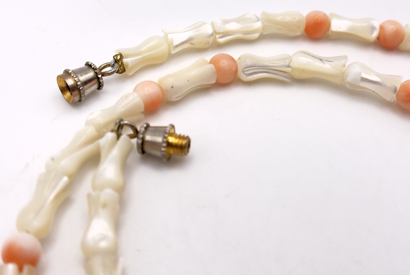 Vintage Angel Skin Coral Mother of Pearl Carved Tulips Necklace 16.5 in