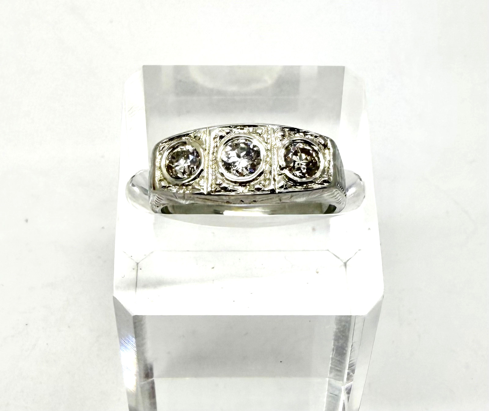 Antique 3 Old European Cut Diamond Ring 18 K White Gold w/Card Appraisal 8.5