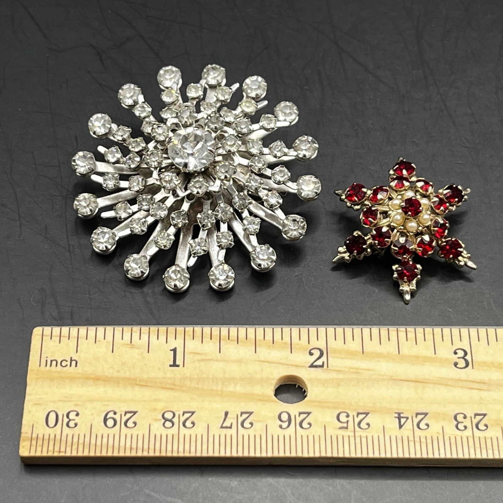 Vtg 2 Pc Brooch Lot: Clear Rhinestone Flower Red Starburst Snowflake *See Notes