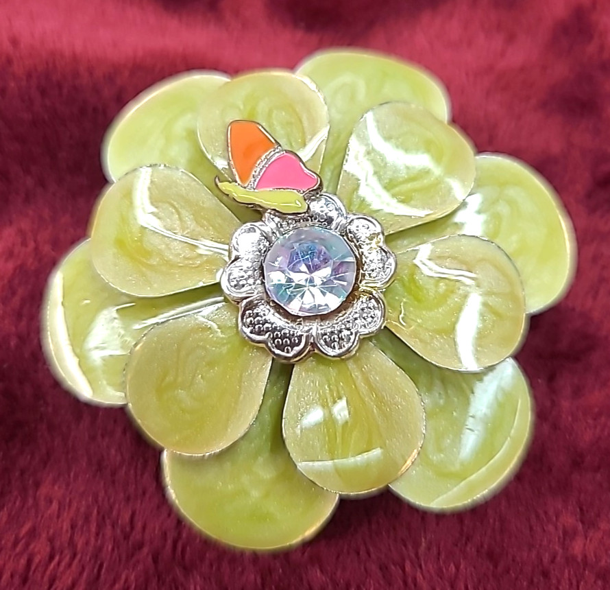 Vintage Lime Green Enamel Flower Broock w Tiny Butterfly