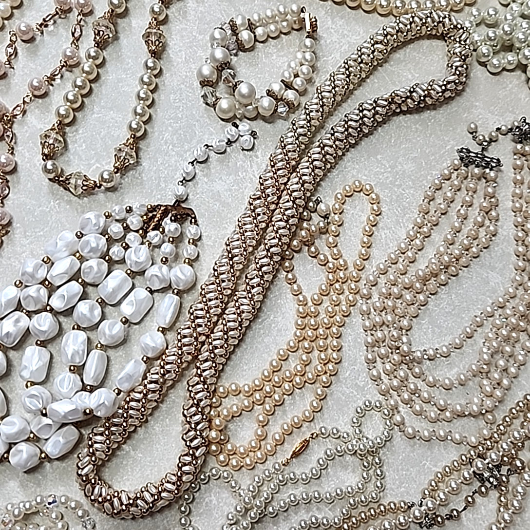 Vintage Faux Pearl Beaded Necklace Lot Bracelets Multicolor Glass Acrylic Layers