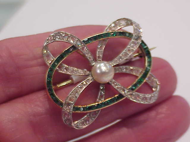 ART DECO 18K GOLD ROSE CUT DIAMONDS & EMERALDS & PEARL BROOCH LATE 1800’S