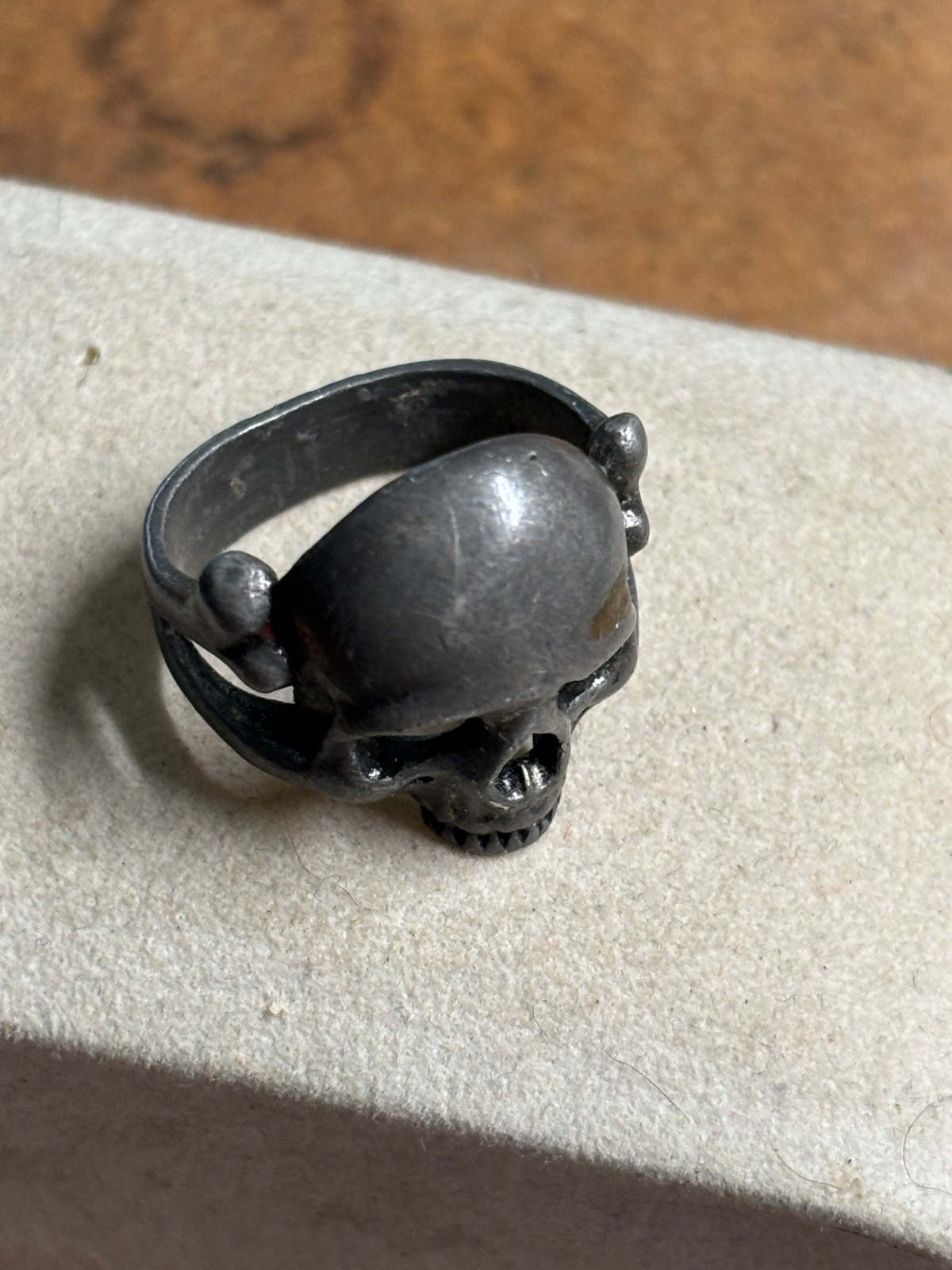 Vtg sz 5.5 ALCHEMY England GOTHIC Occult Pewter DEATH HEAD SKULL Ring SKELETON