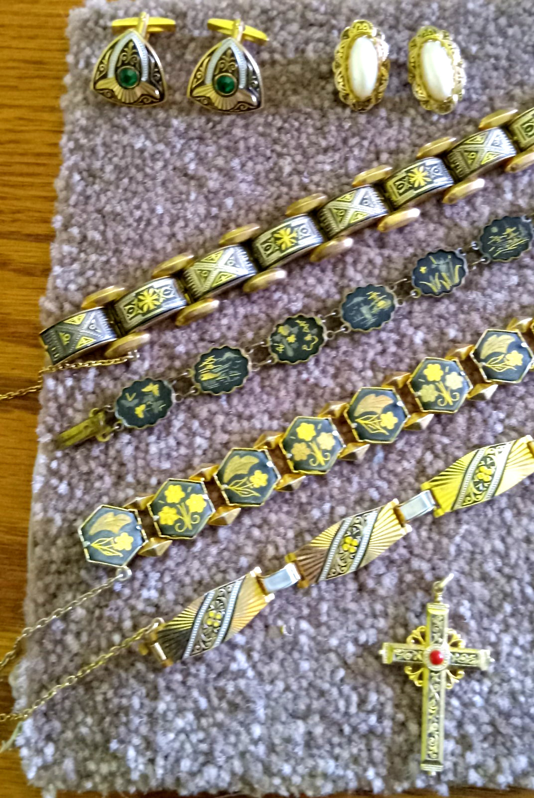 24 Pc Lot Damascene Toledo Spain Oriental bracelets pendants brooches earrings