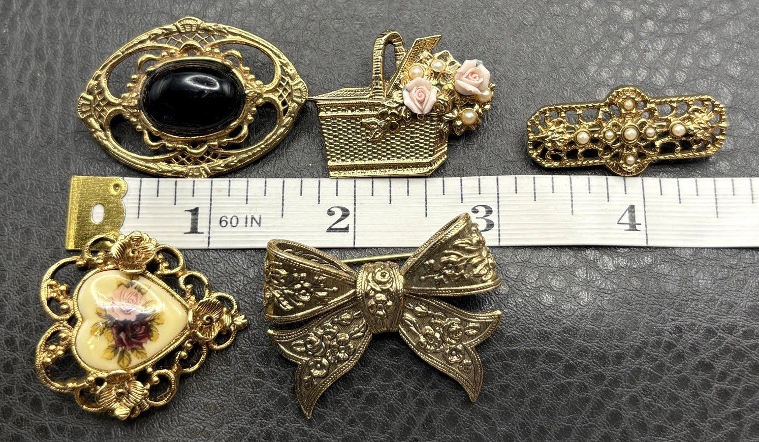 VTG Lot Of 5 Brooch Pin 3 1928 Brand Floral Heart Bow Basket Victorian Style