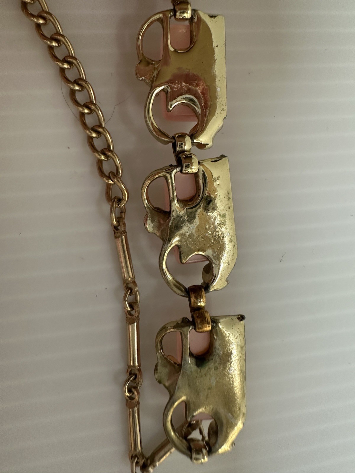 VTG 1950 SIGN CORO SET NECKLACE 17”BRACELET 7’ GOLD TONE THERMOSET PINK MOONGLOW