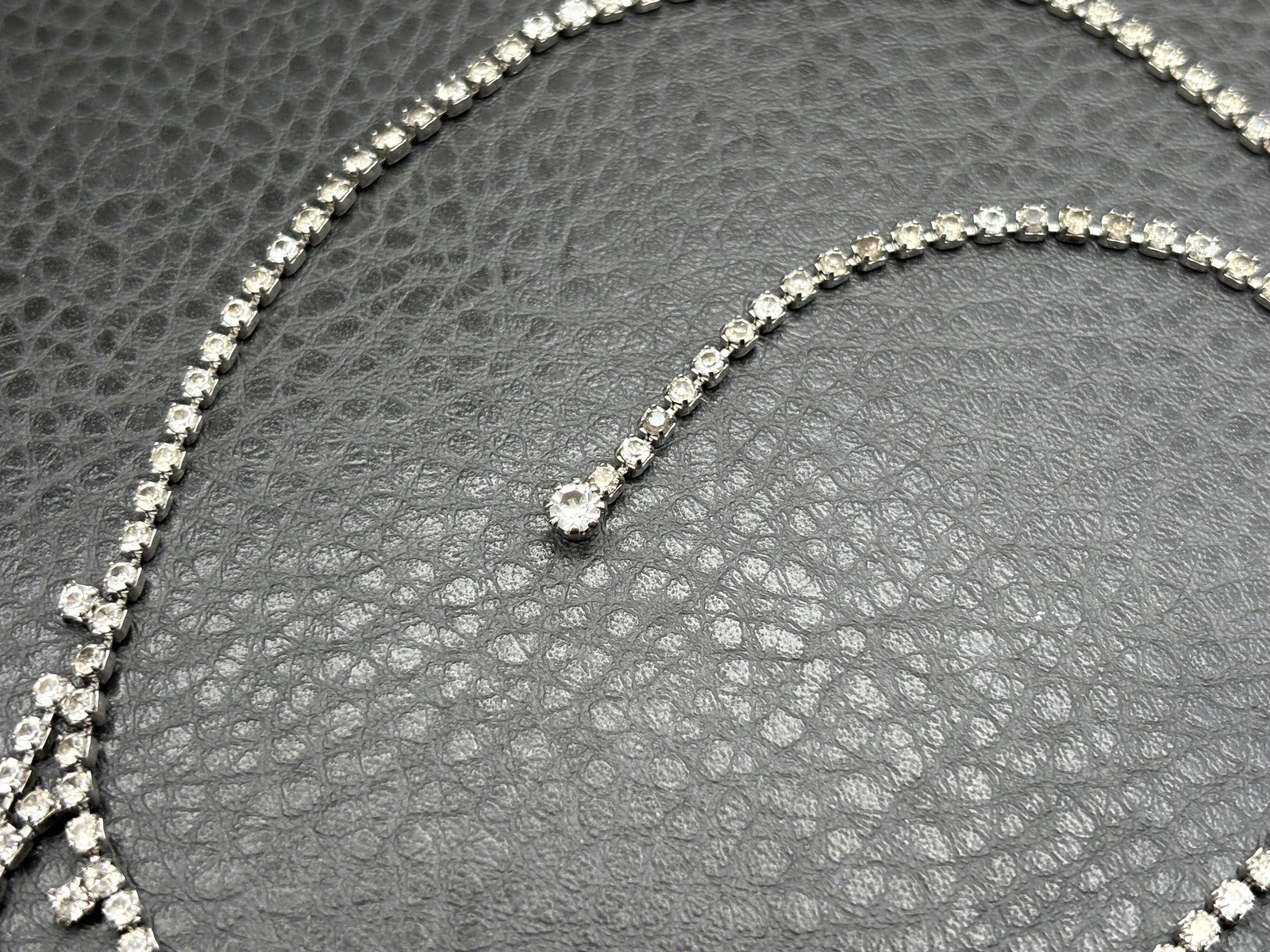 Vintage Rhinestone Crystal Black Clear Statement Necklace Silver Tone Bib READ