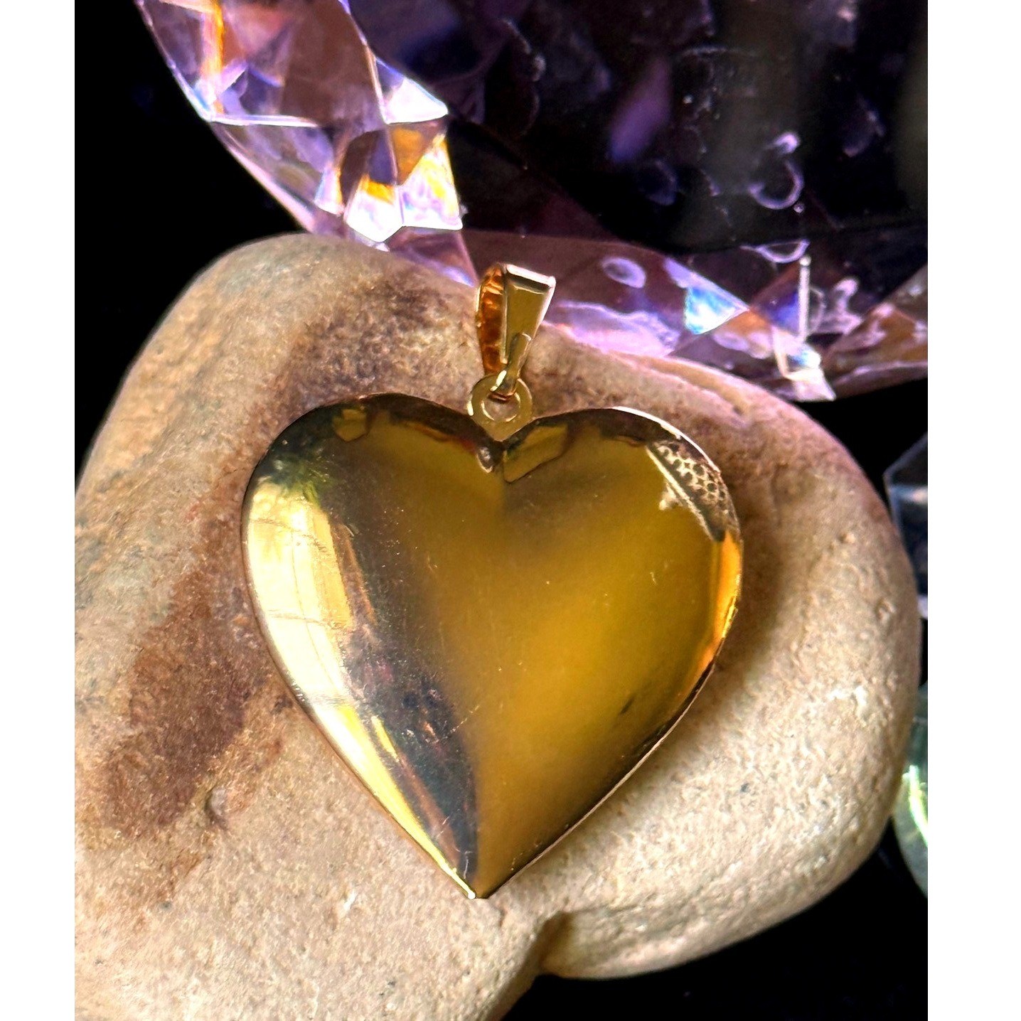 Gold Heart Locket Necklace | Classic Romantic Keepsake Pendant 18k Gold Filled