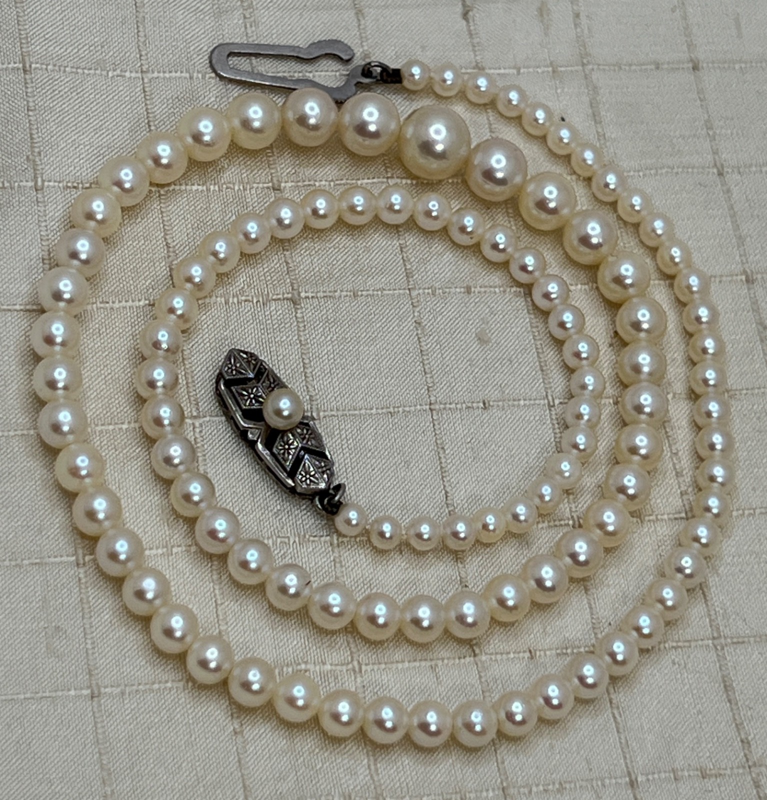Vintage Mikimoto Pearl Necklace Silver Clasp 16″ Made in Japan