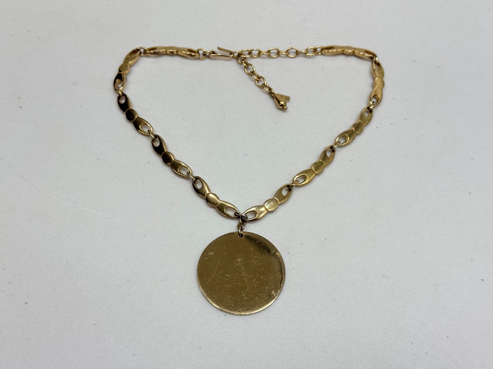 Vintage Signed Monet Round Pendant Necklace Gold Tone Choker 13-16 inch Chain