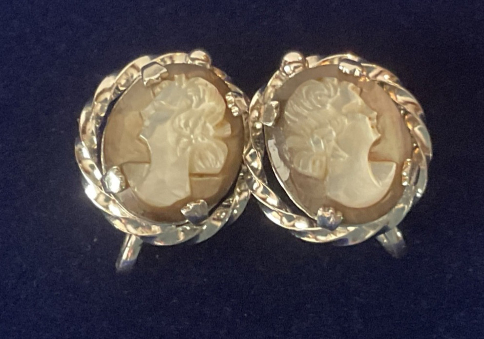 VTG MCM 1950’s Alice Caviness AC Sterling Cameo Silhouette Pair of Clip Earrings