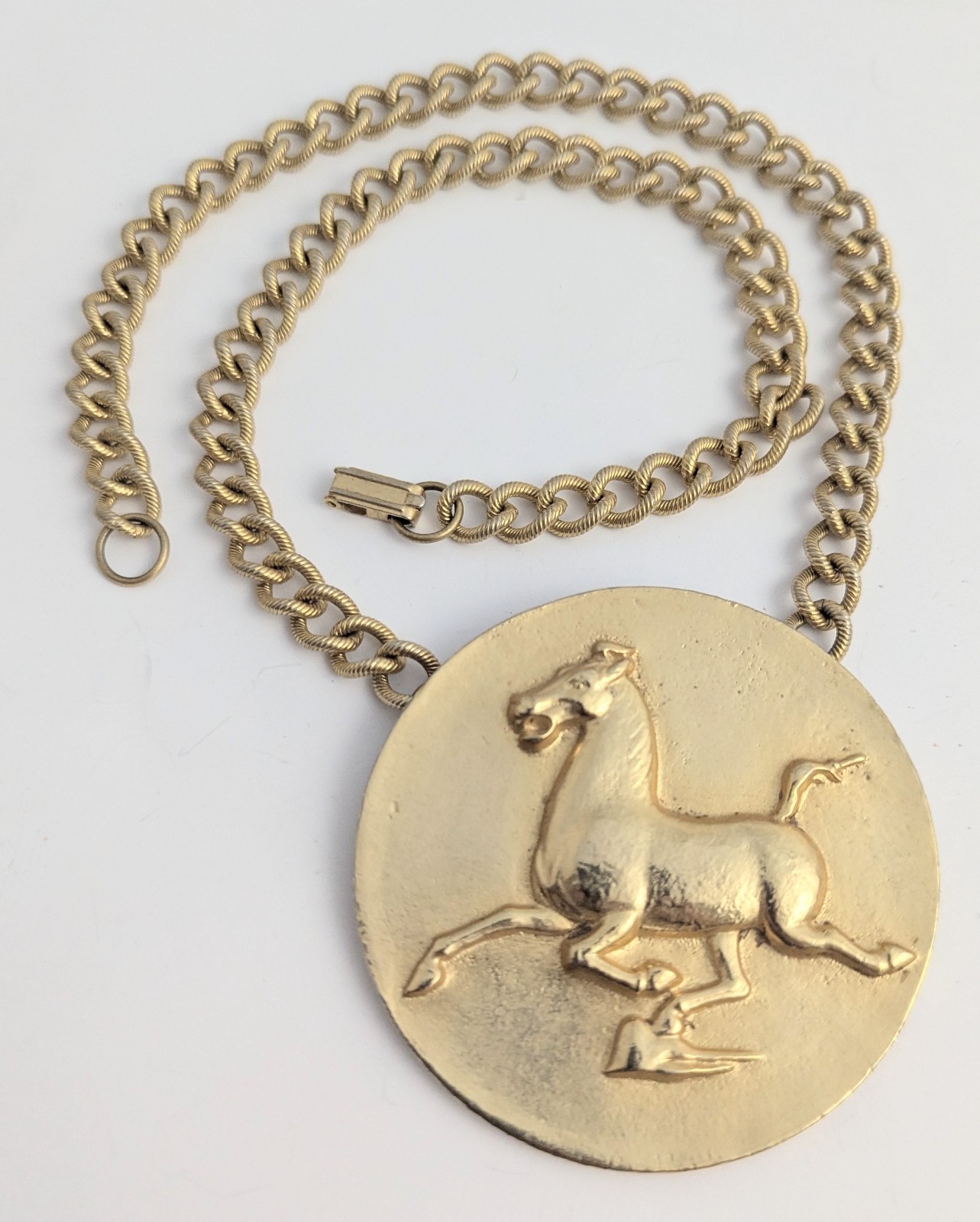 Vintage 1974 Alva Museum Replicas “Flying Horse of Kansu” Medallion Necklace