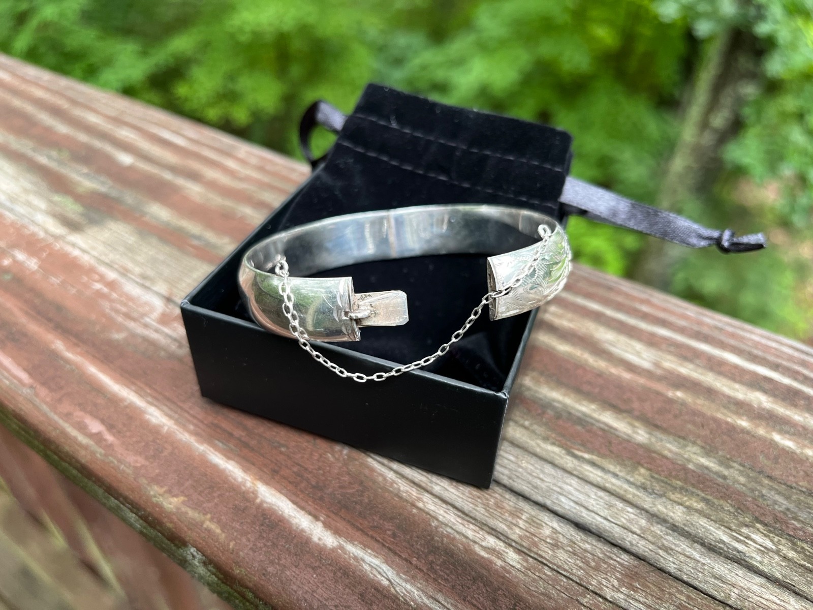 Heirloom Vintage Sterling Silver Hinged Stamped Bangle Bracelet w/ Safety Chain