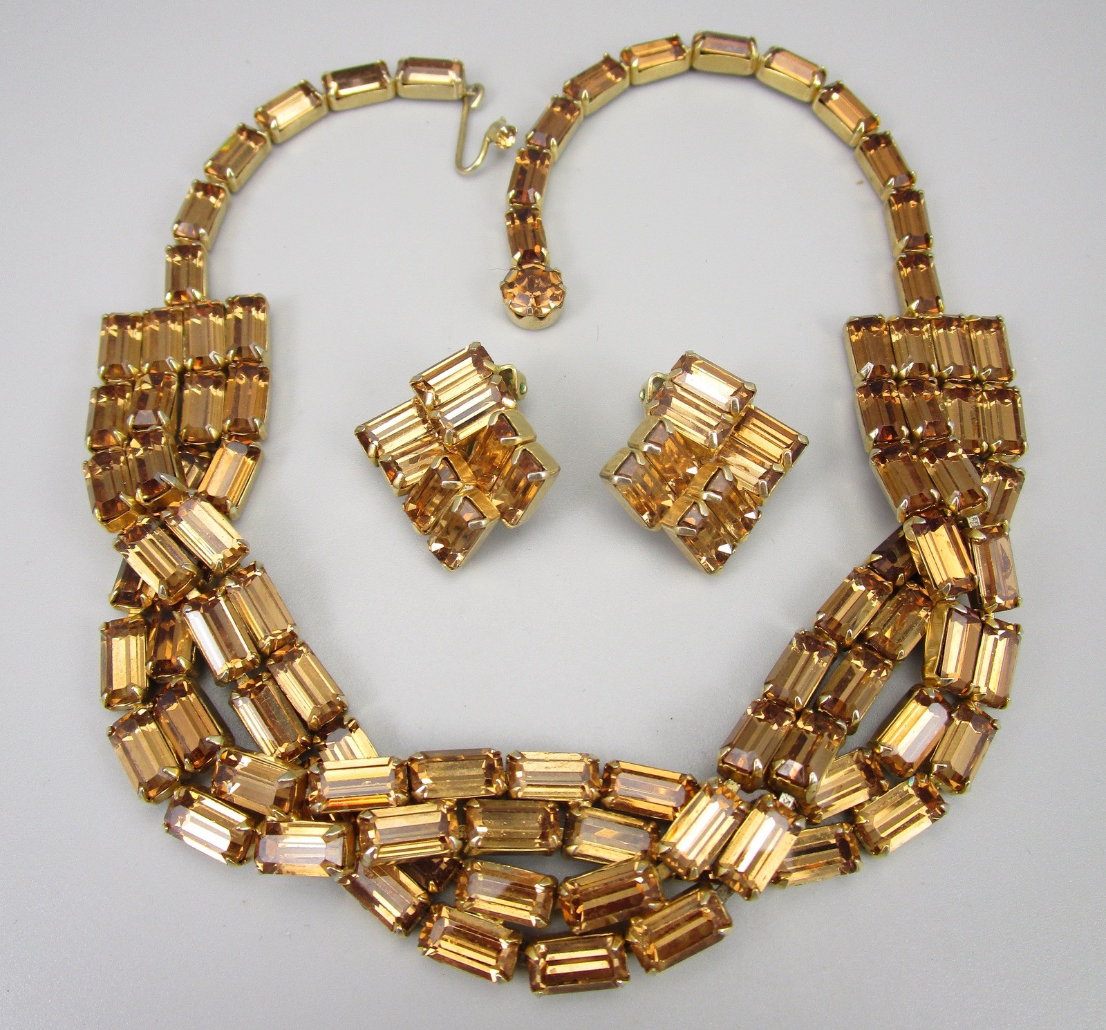 DAZZLING VINTAGE SIGNED WEISS TOPAZ RHINESTONE NECKLACE BRACELET EARRINGS SET