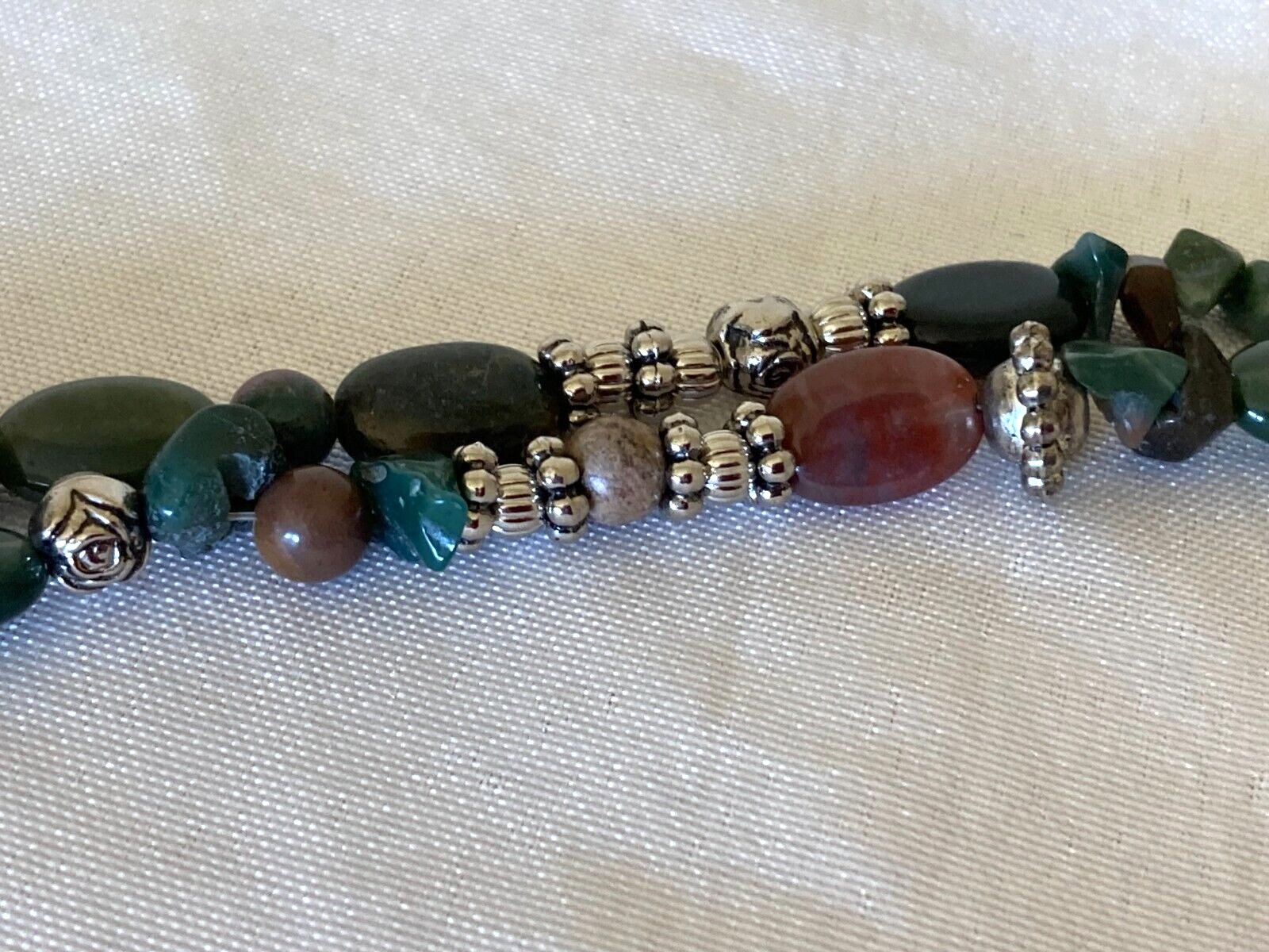 Vintage Multicolor Stone and Silver Tone Bead Bracelet – 7″