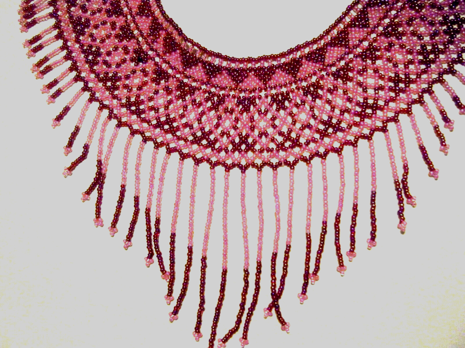 Vintage 80s fashion beautiful collar or necklace hand seed beads hand beaded