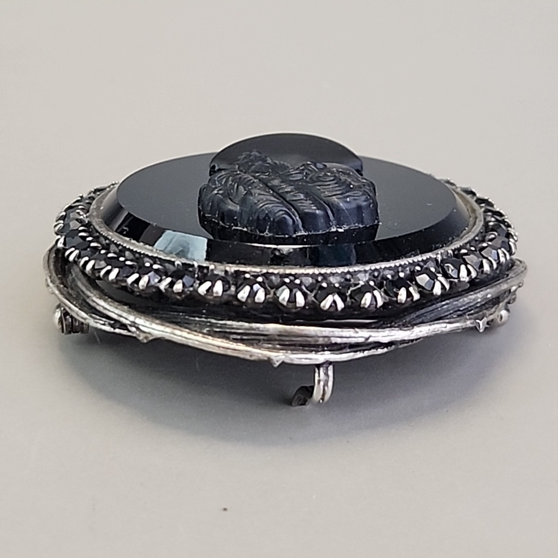 Vintage Original By Robert Cameo Brooch Pendant Black Glass Round Rhinestones 2″