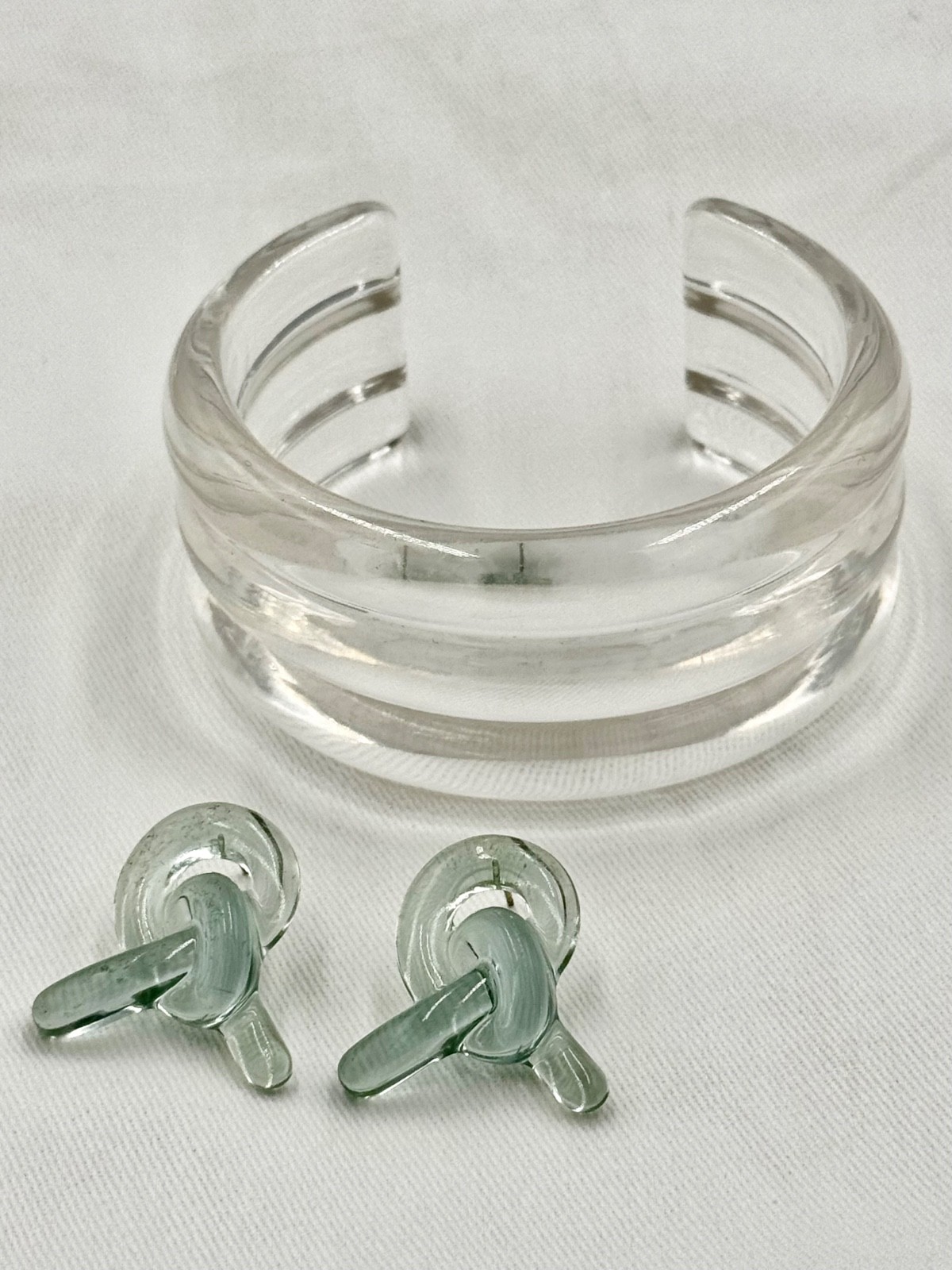 Vintage Acrylic Lucite Cuff Bracelet w/ Earrings Casual Business Elegant Women’s