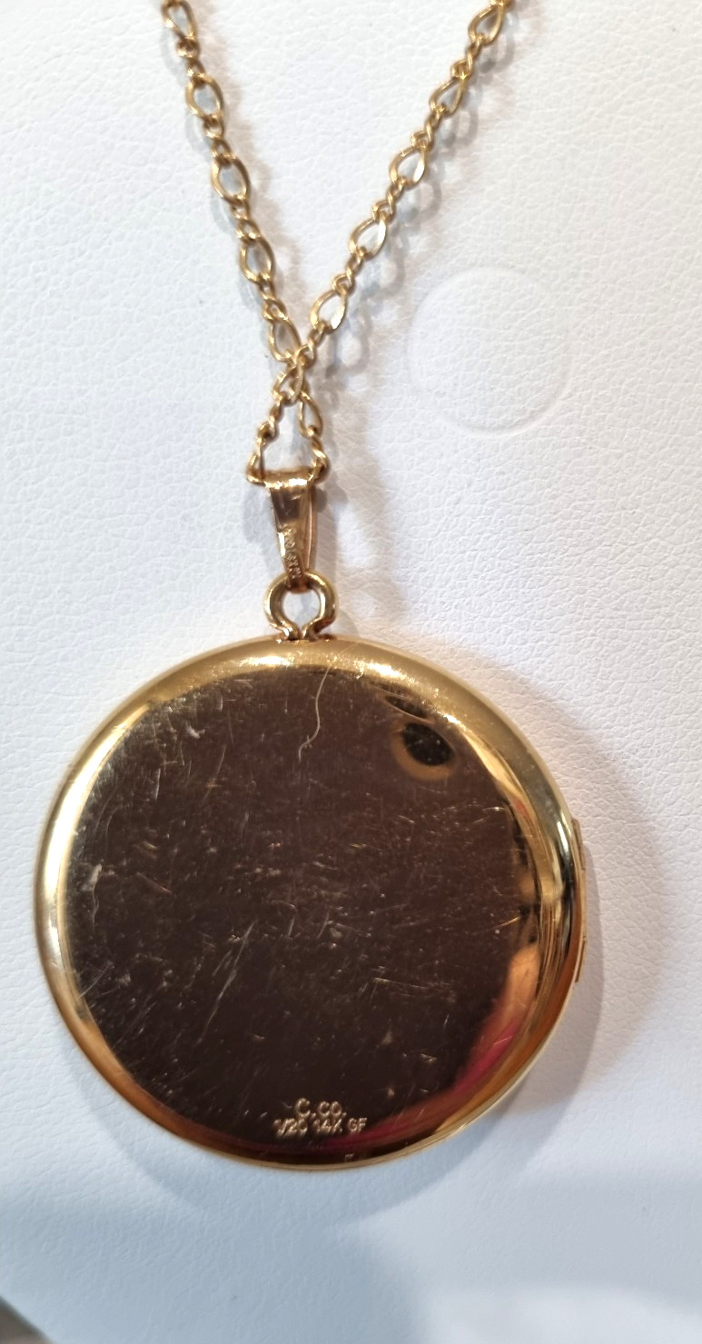 Vintage 14k Gold Fill Locket Black Hills 10k 12k Solid Trim USA made See Video